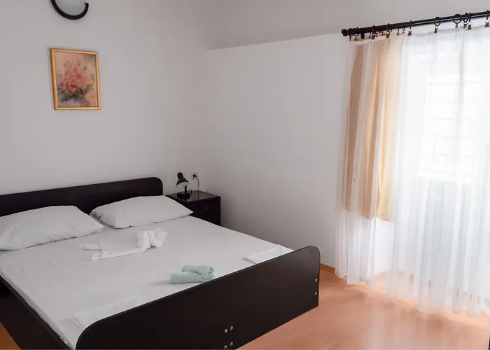 Apartman Ivica - Beachfront